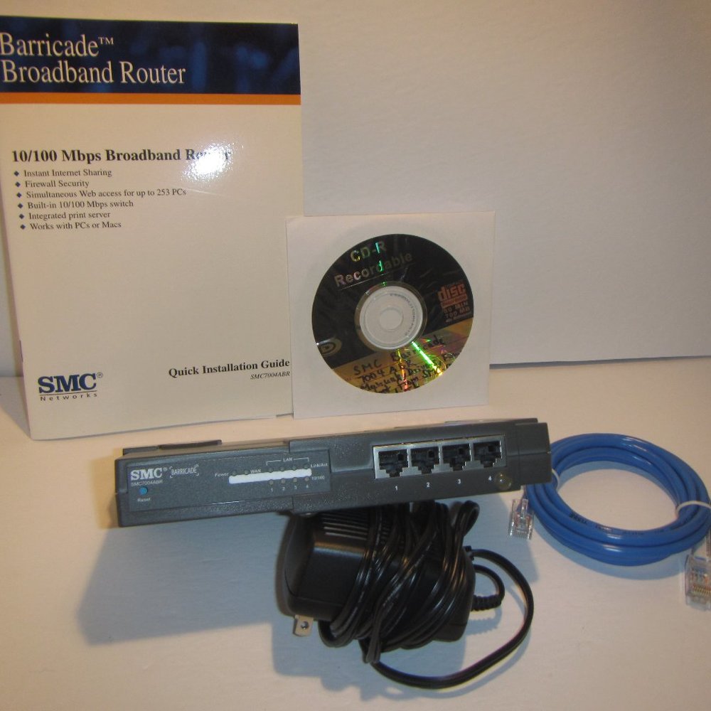 SMC Barricade SMC7004ABR 4 Port 10/100 Mbps Broadband Router